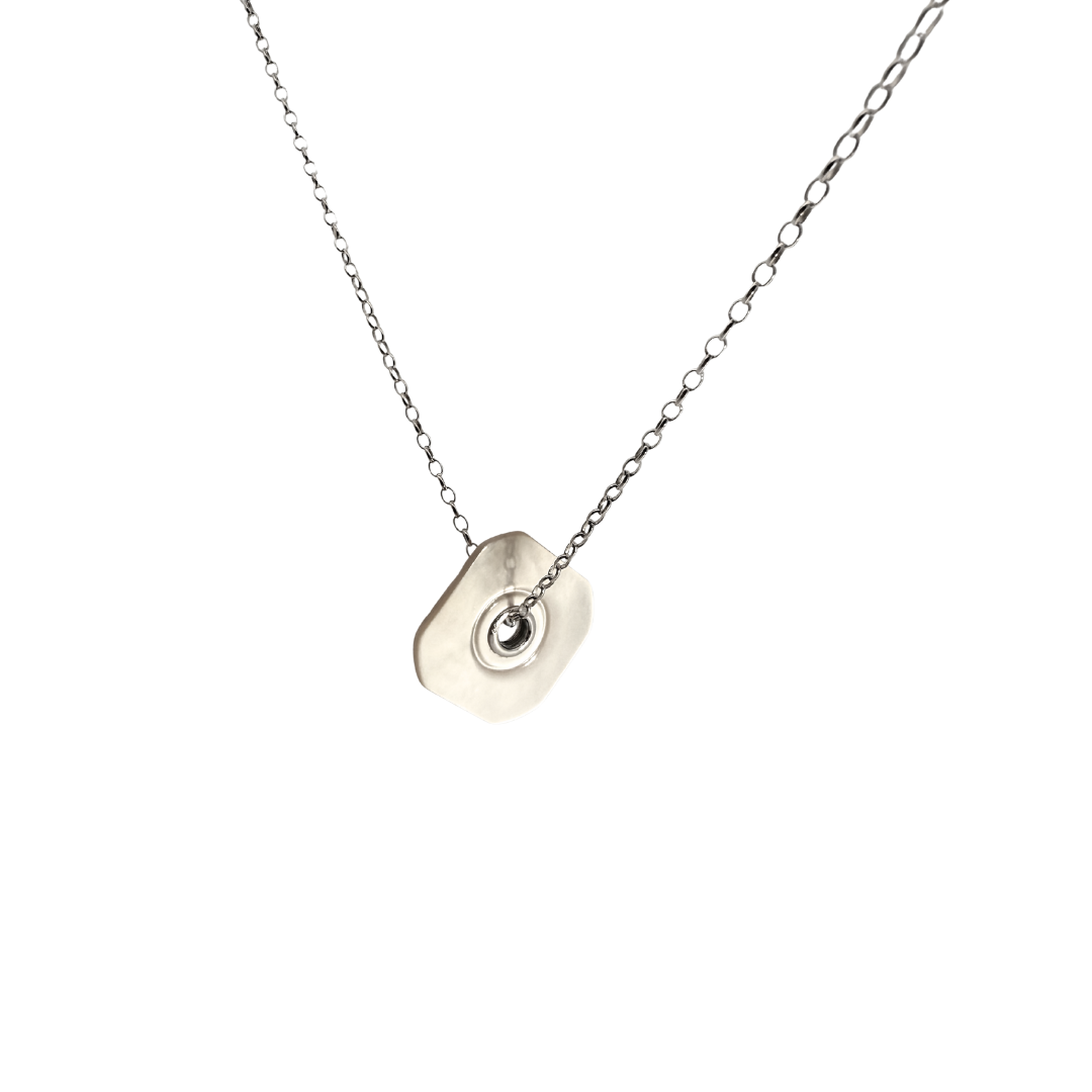 Mother of Pearl Center Hole Pendant