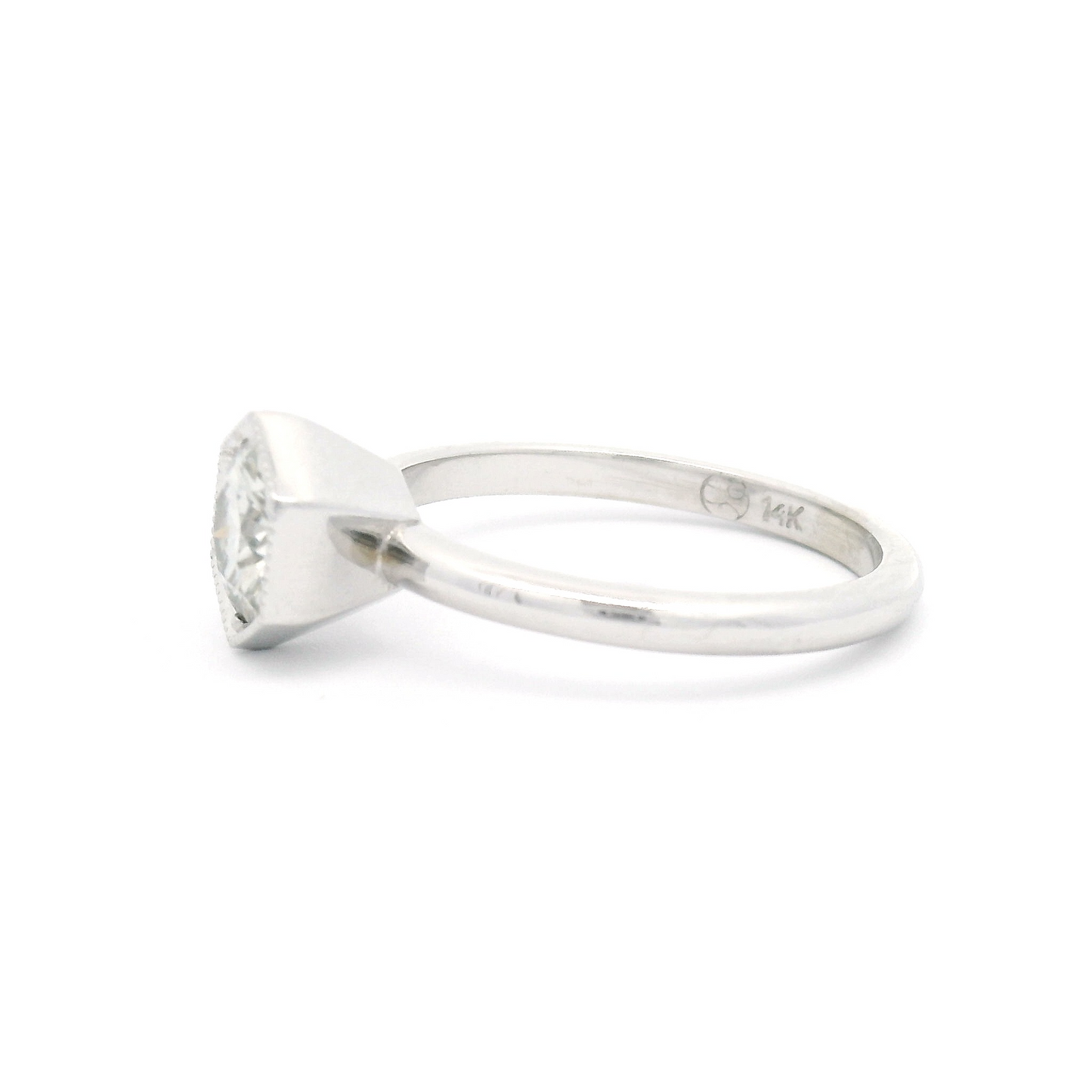 14k White Solitaire with 0.54ct Round Moissanite