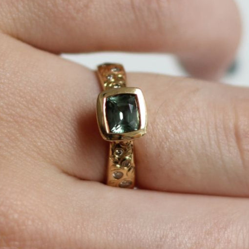 Montana Sapphire Engraved Engagement Ring
