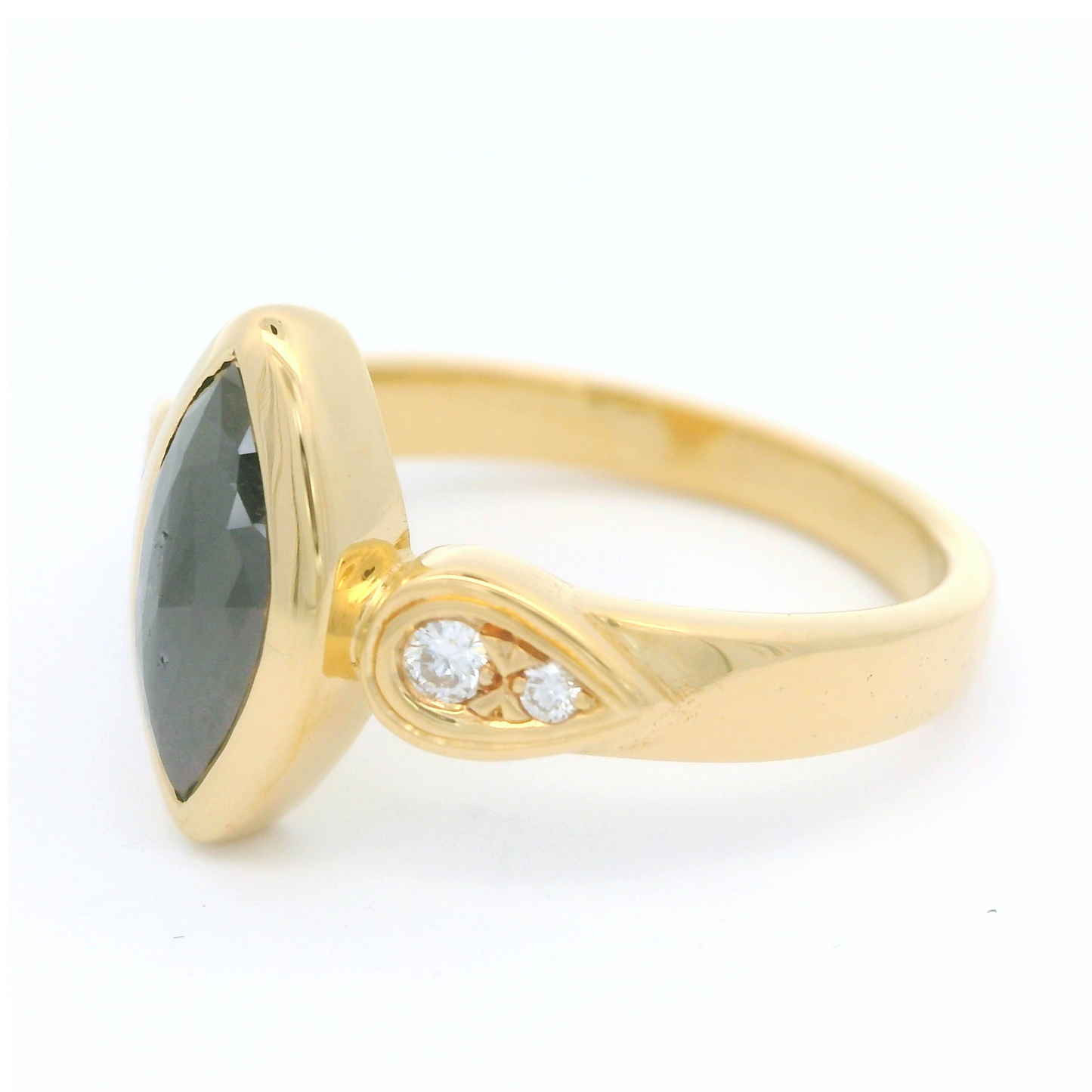 18k yellow 1.09ct grey rose cut diamond with accent diamonds. Shown with the accent diamonds highlighted.