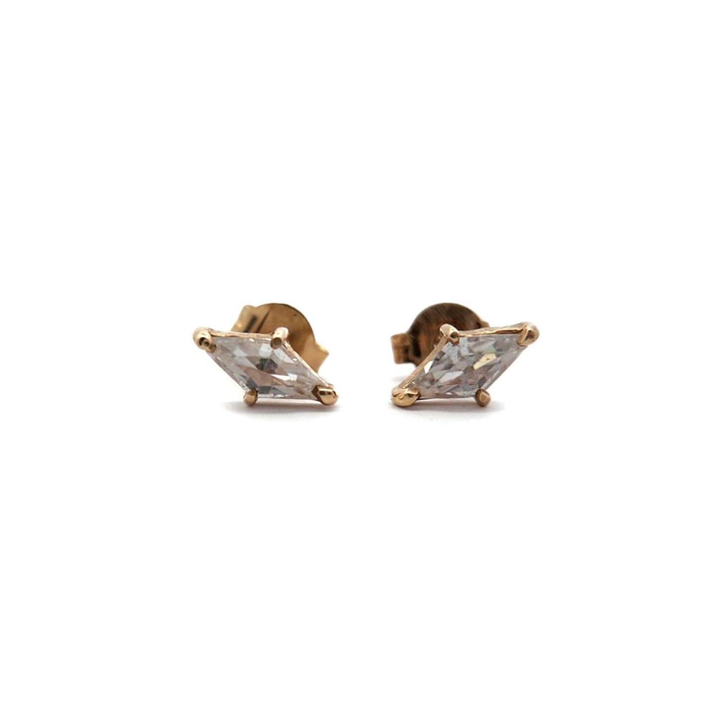 14ky Kite Moissanite Studs