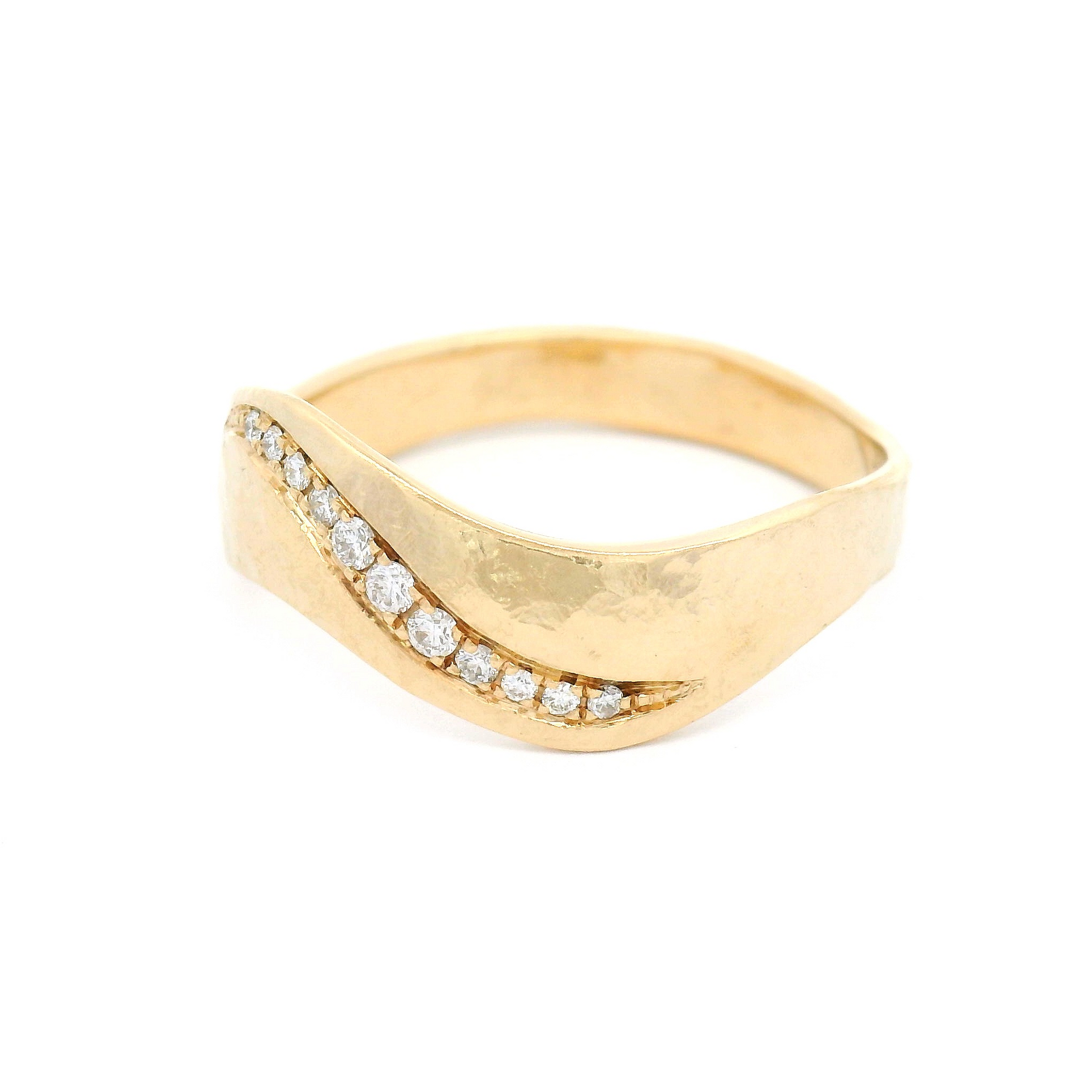 14k Yellow Hammered Wave Band with 11 Bead-Set Diamonds