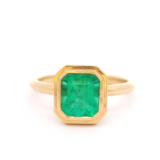 14k Yellow Bezel-Set Solitaire with 1.06ct Emerald