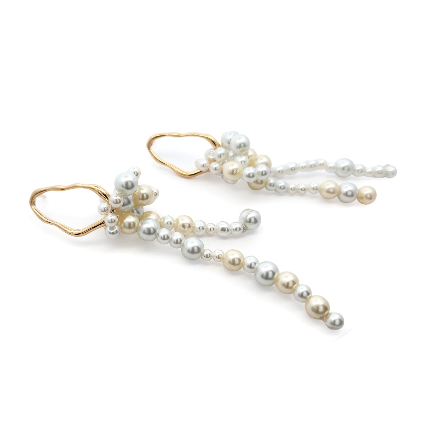 These Pearl Knot Earrings