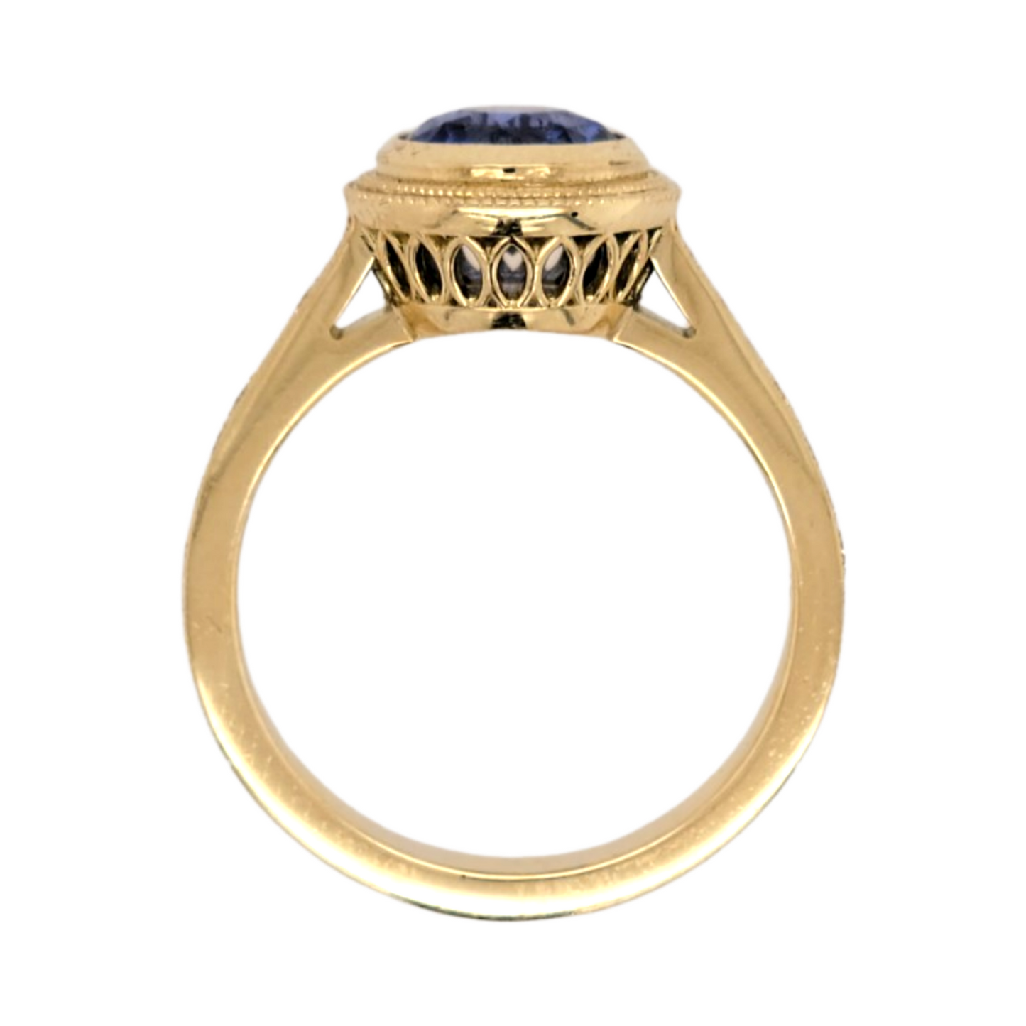18k Yellow Vintage Style Ring with 1.89ct Round Blue Sapphire and Accent Diamonds