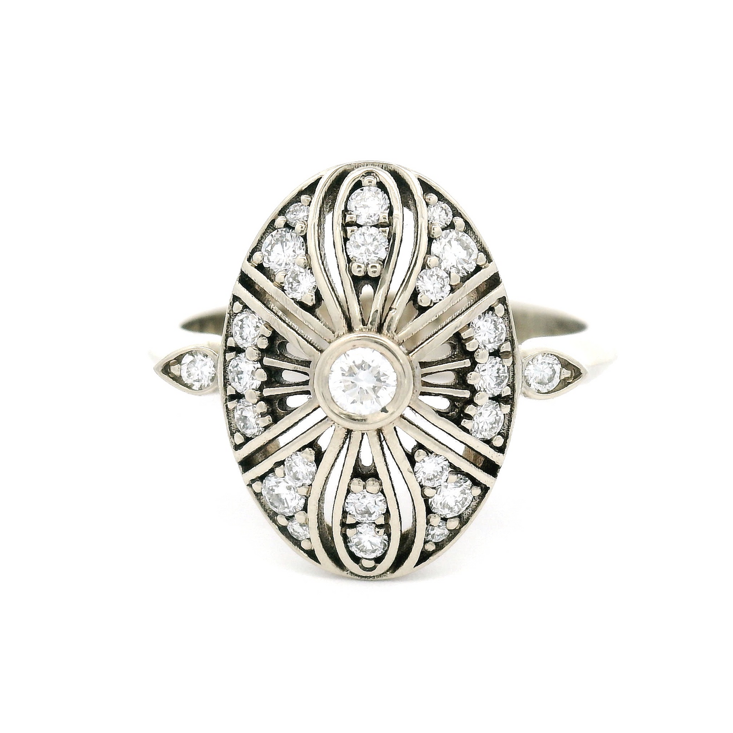 14k White Vintage-Inspired Engagement Ring with 0.38cts of Diamonds