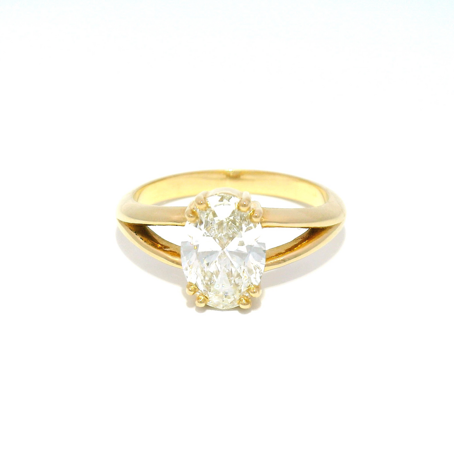 14k Yellow 1.45ct Oval Lab-Grown Diamond Split-Shank Engagement Ring