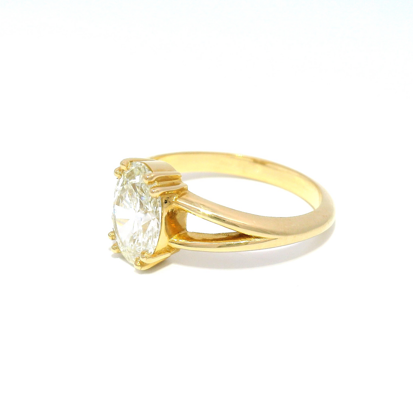 14k Yellow 1.45ct Oval Lab-Grown Diamond Split-Shank Engagement Ring