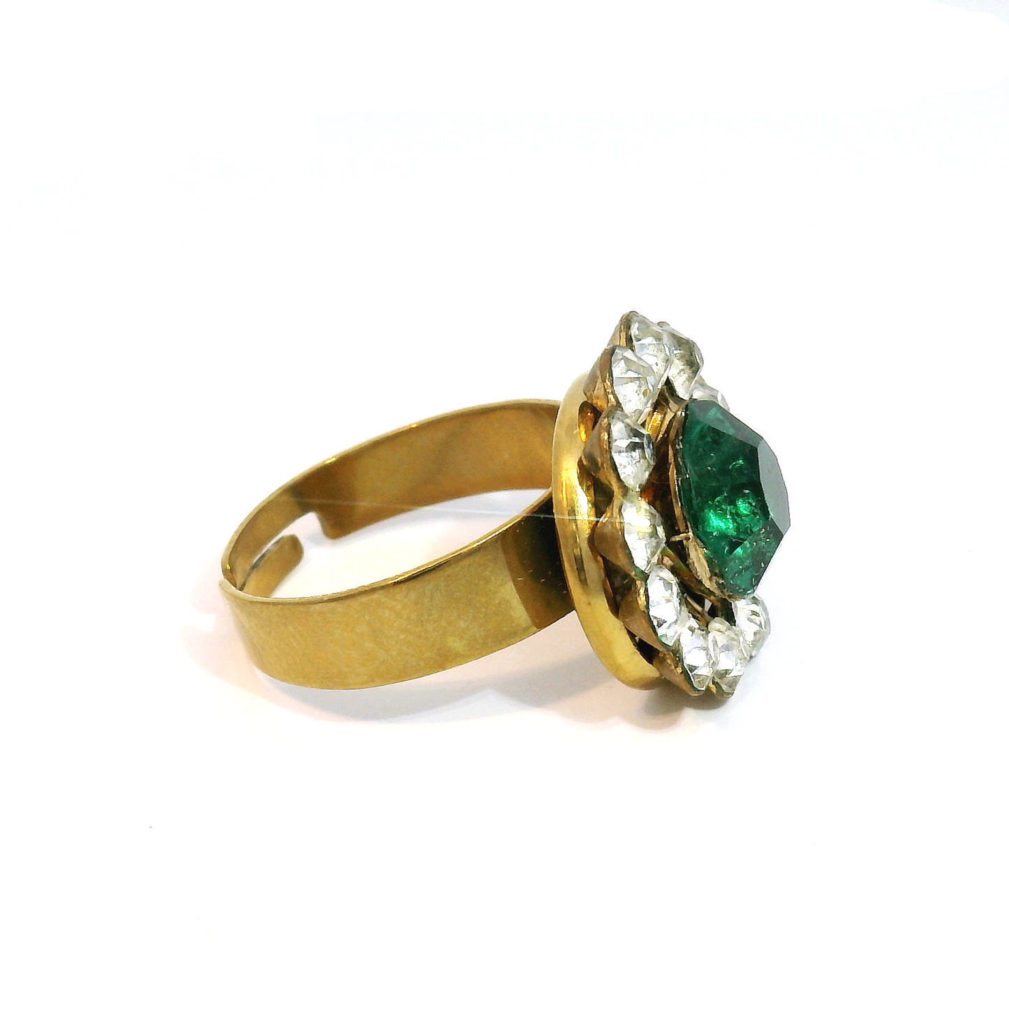 Arlyss Ring