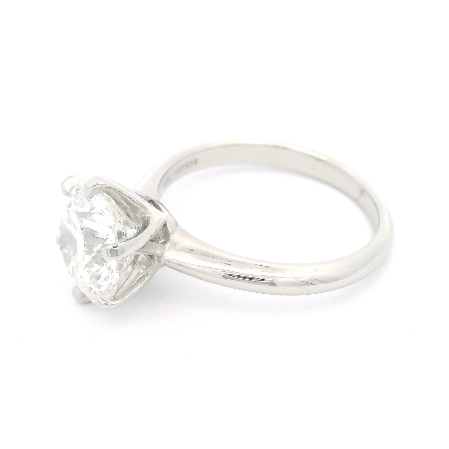Platinum Six-Claw Solitaire with 3.03ct Lab-Grown Round Brilliant Cut Diamond