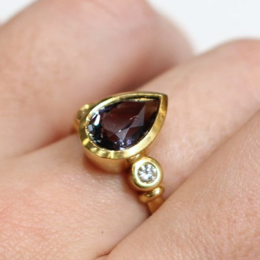 22k Yellow Gold Engagement Ring with 2.97ct Tanzanite and Accent Diamonds