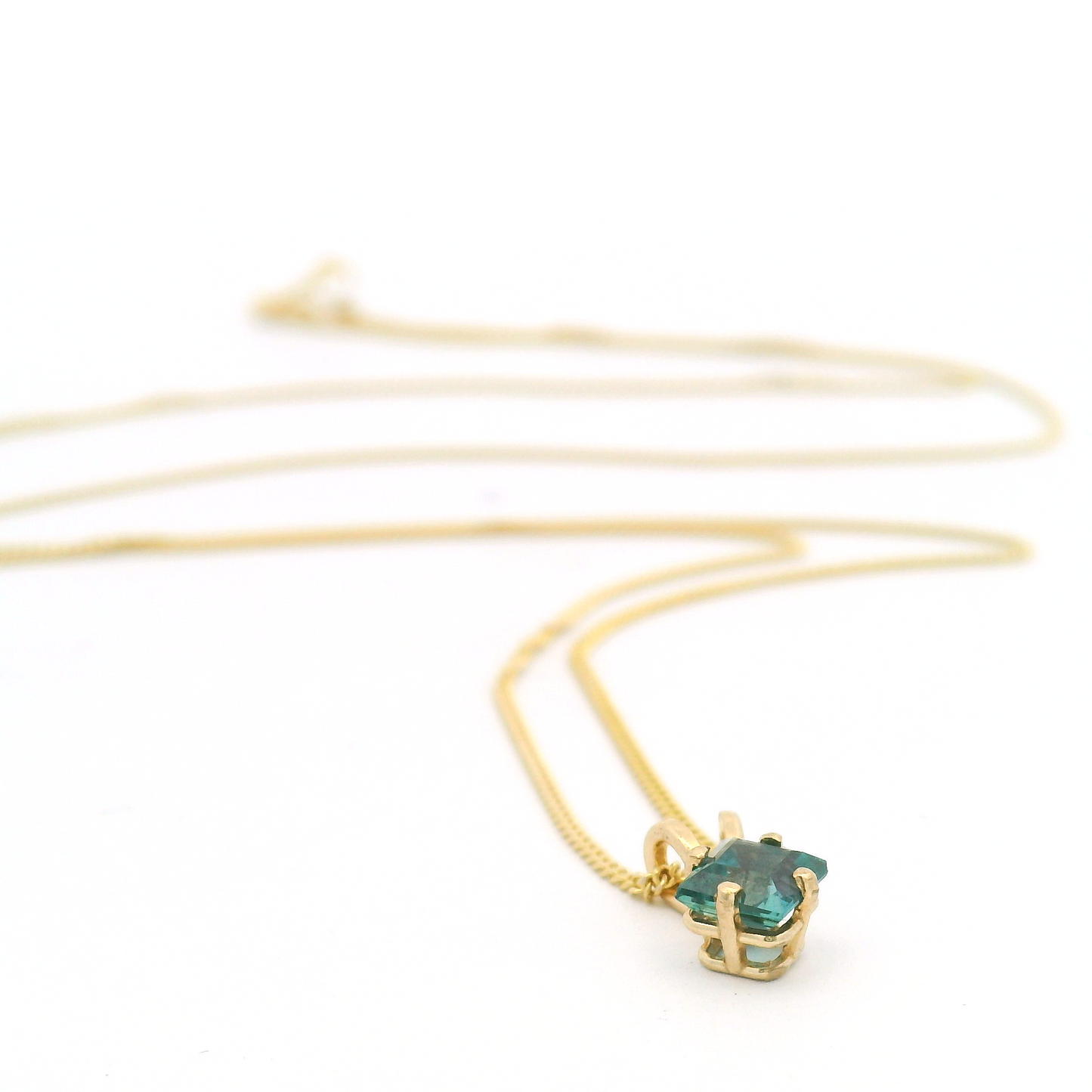 Square-Cut Alexandrite Necklace