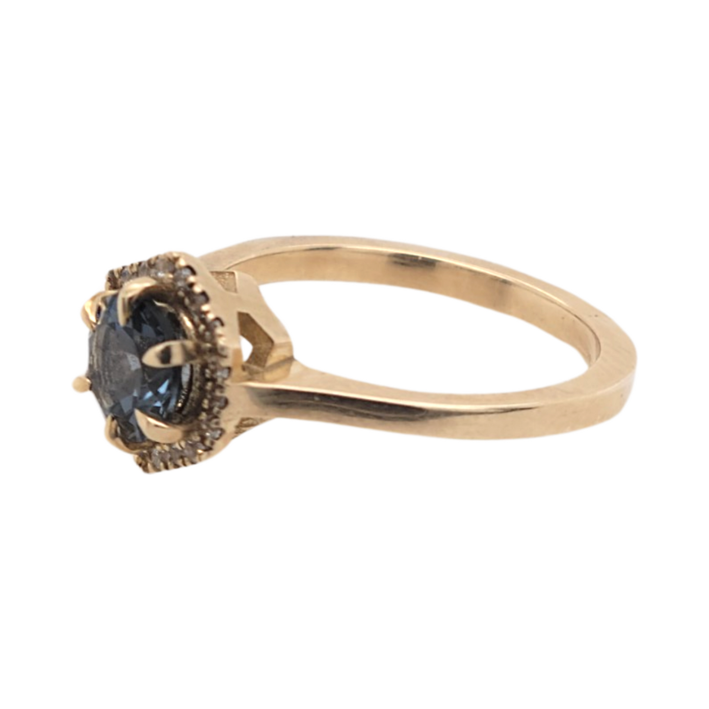 Grey Spinel Halo