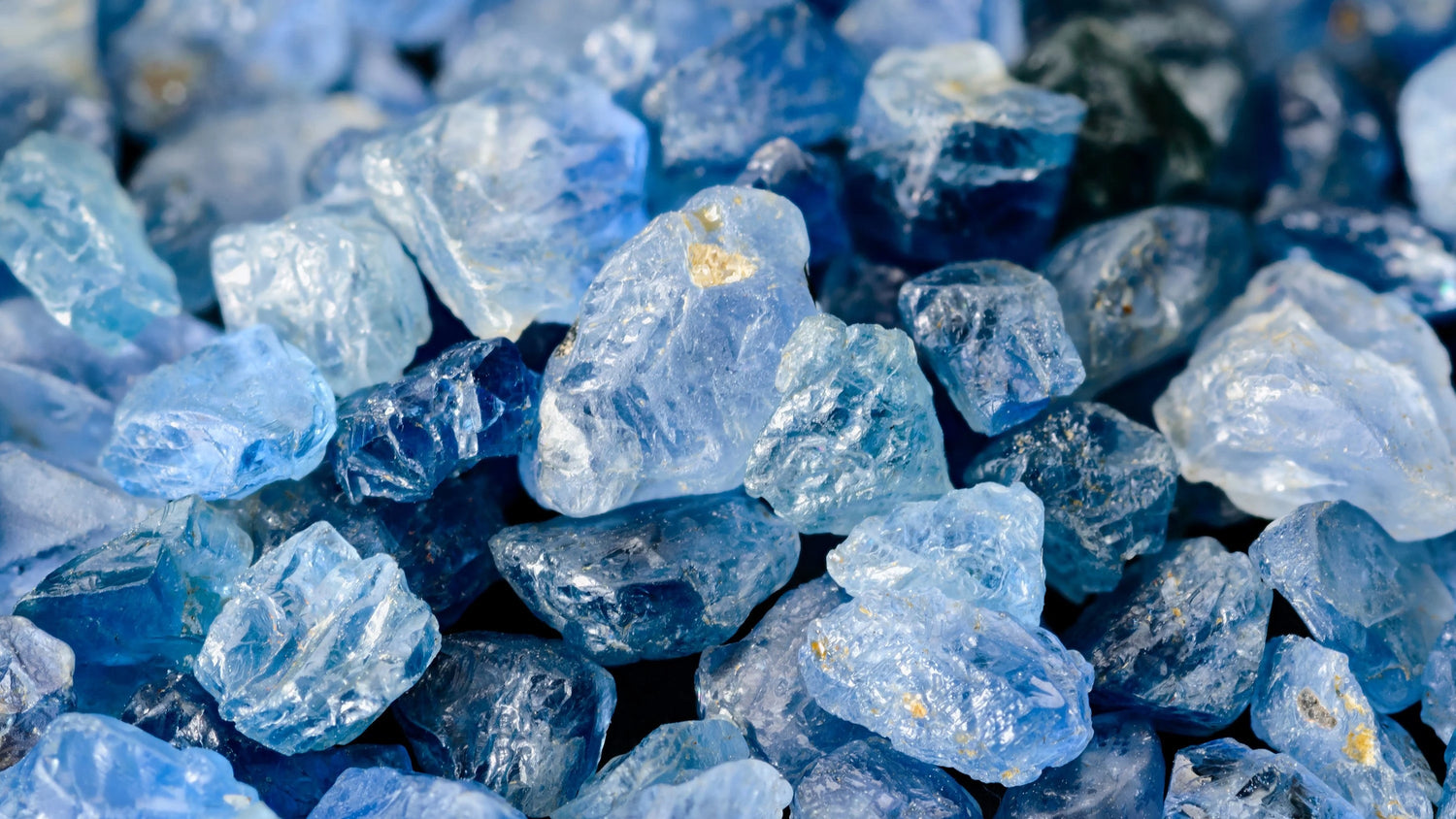 september birthstone jewellery - sapphire jewellery