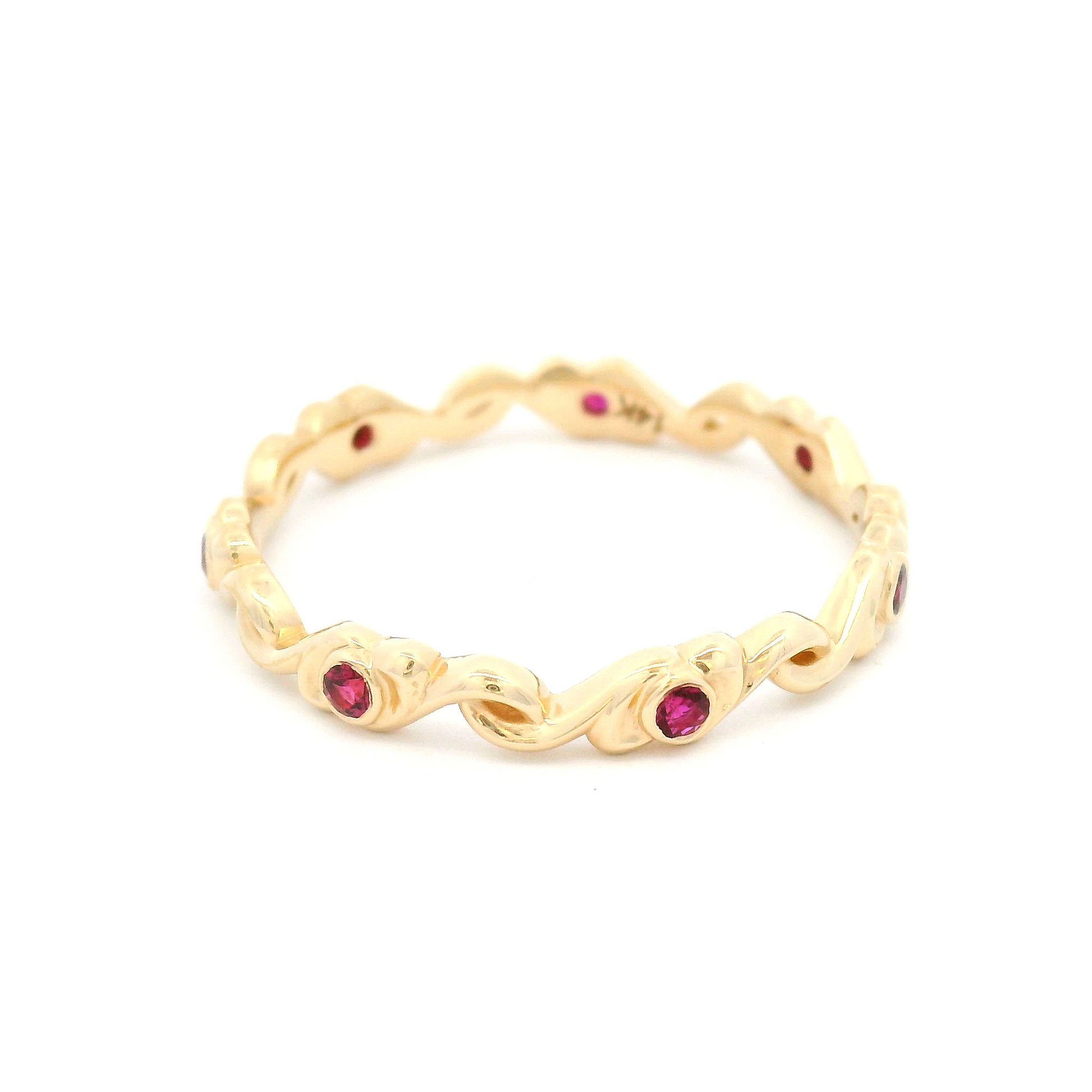 14k Yellow Scroll Band with 0.15cts Natural Rubies