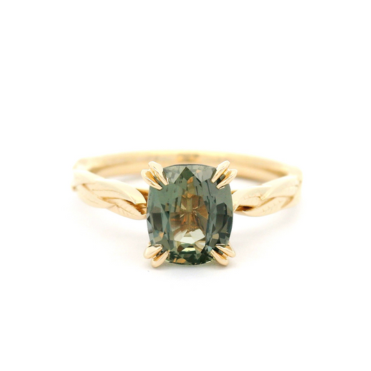 14k Yellow Solitaire with 1.74ct Purple To Green Colour-Change Sapphire