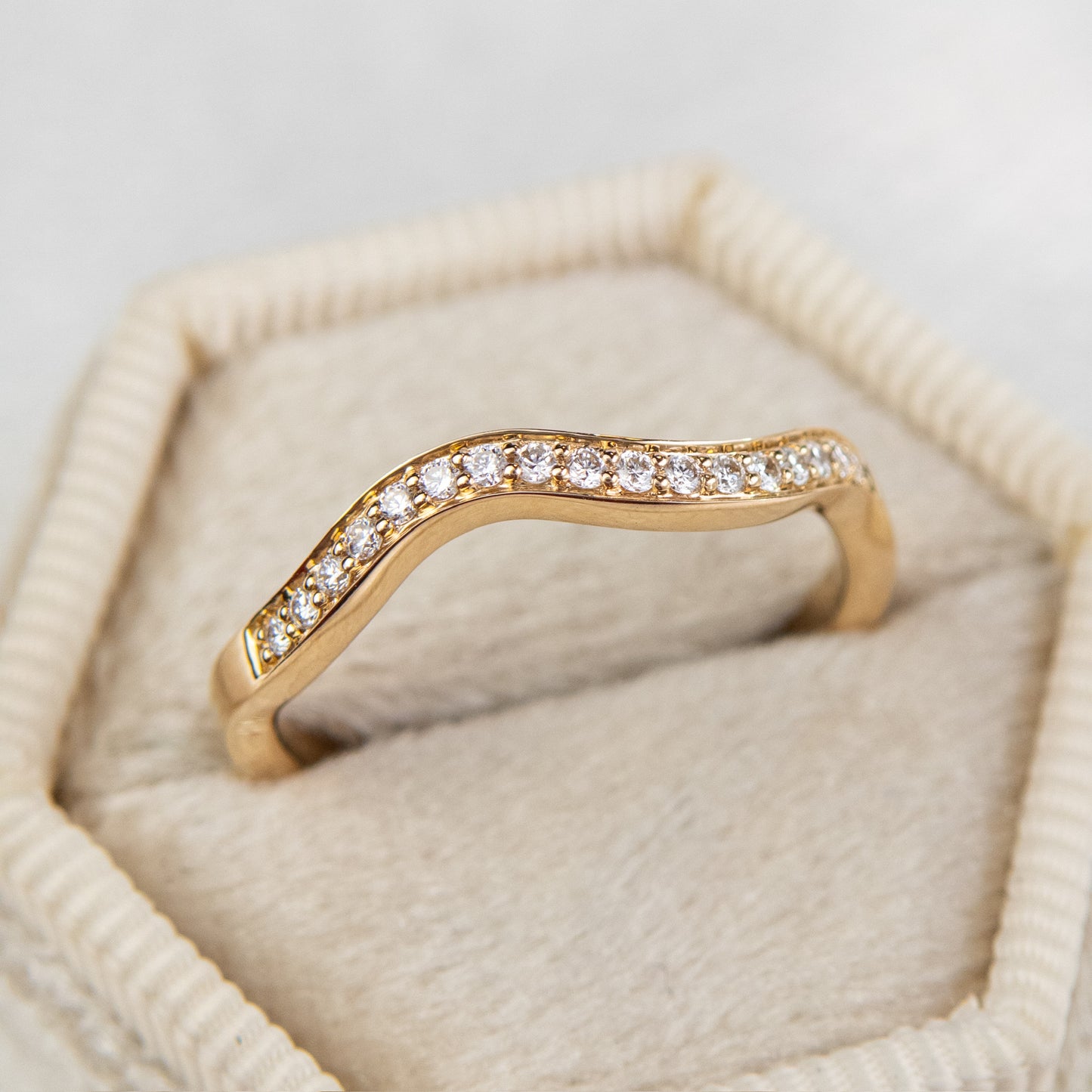 Costa - Diamond Pave Wave Contour Wedding Band