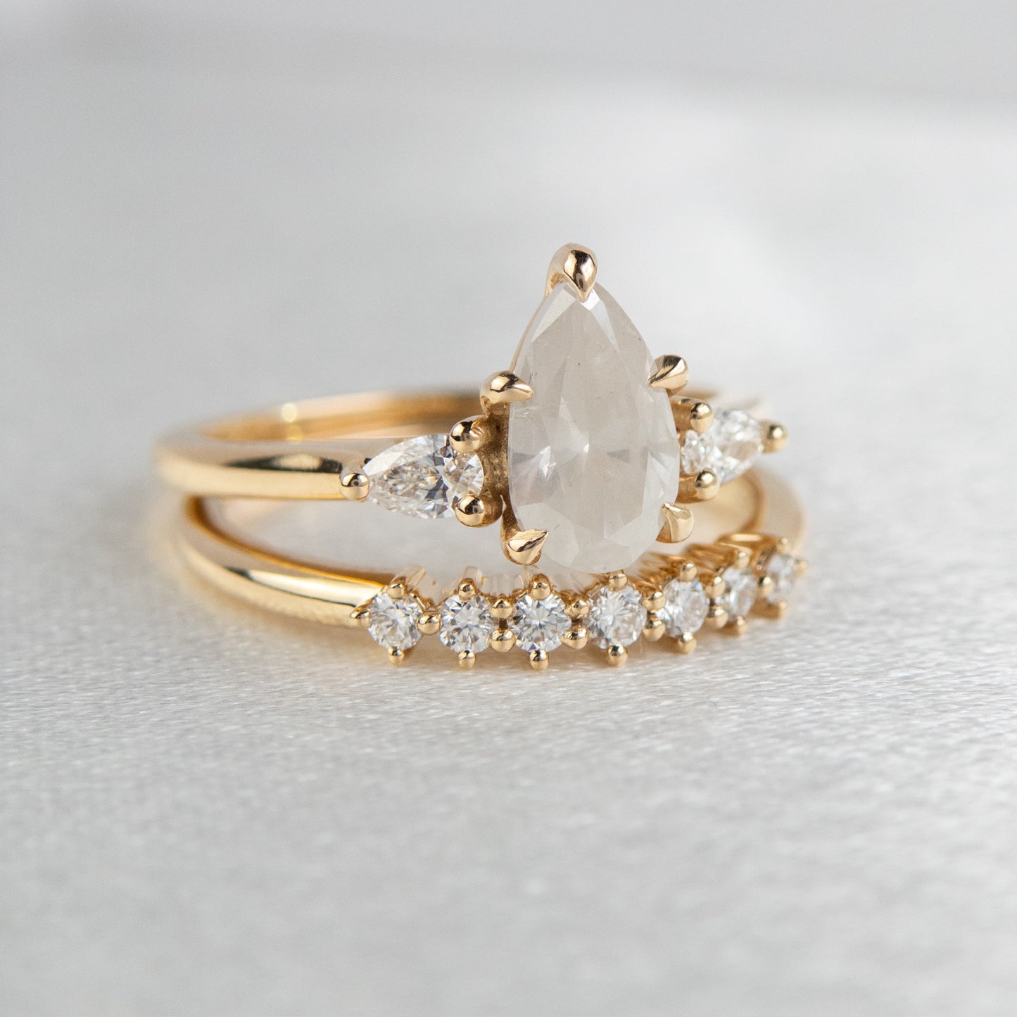 Lagos - Diamond Pave Wedding Band