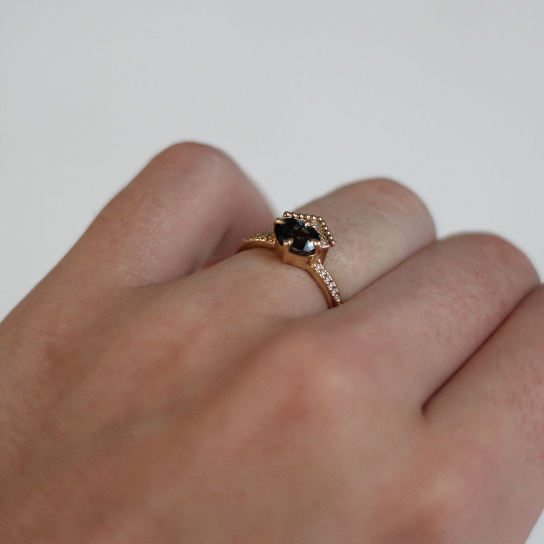 Blausee Crown Ring