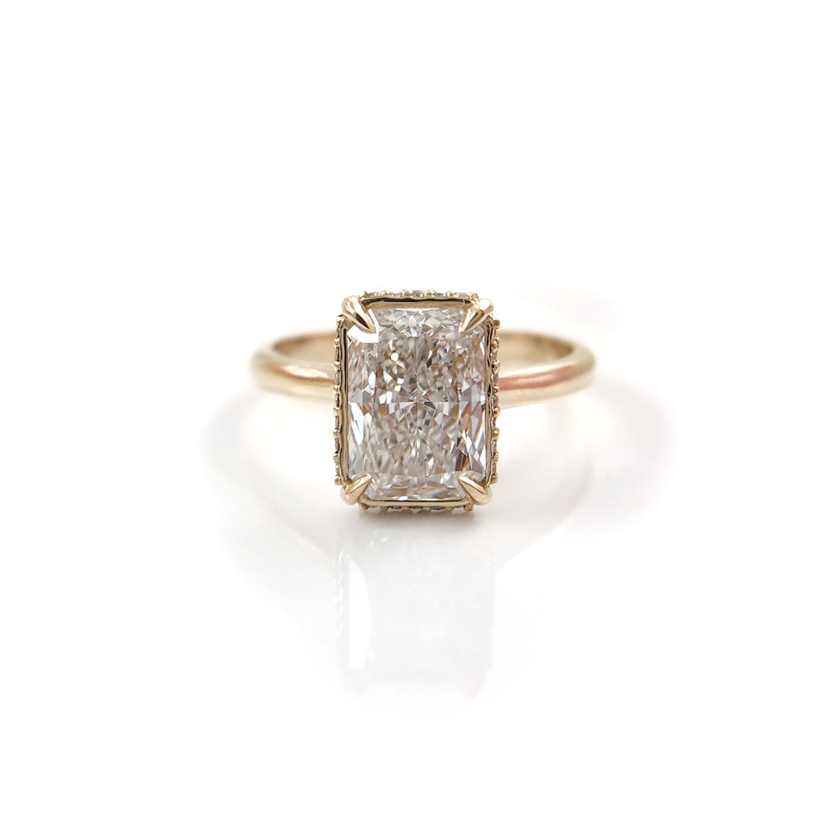 2.09ct Radiant Lab-Diamond with Hidden Halo