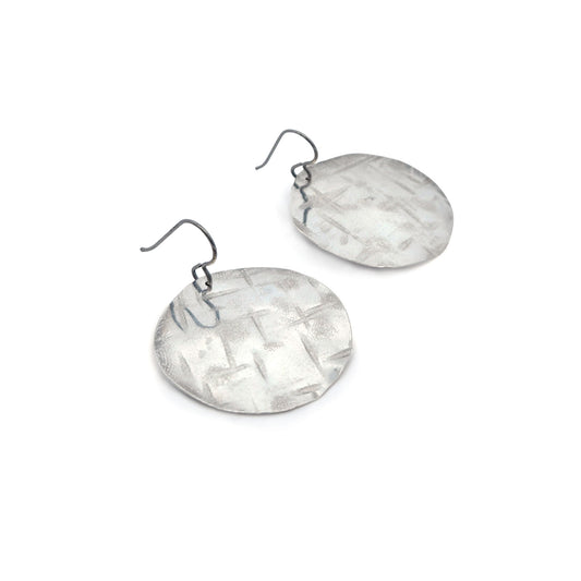 Line Hammered Silver Disc Earrings