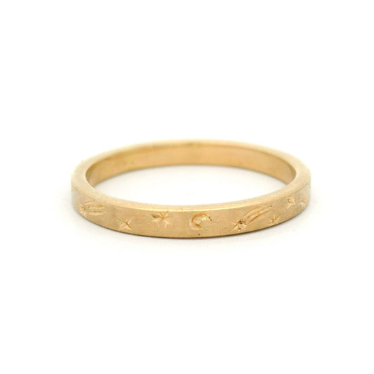 14k Yellow 2mm Wide Hand-Engraved Shooting Star Band