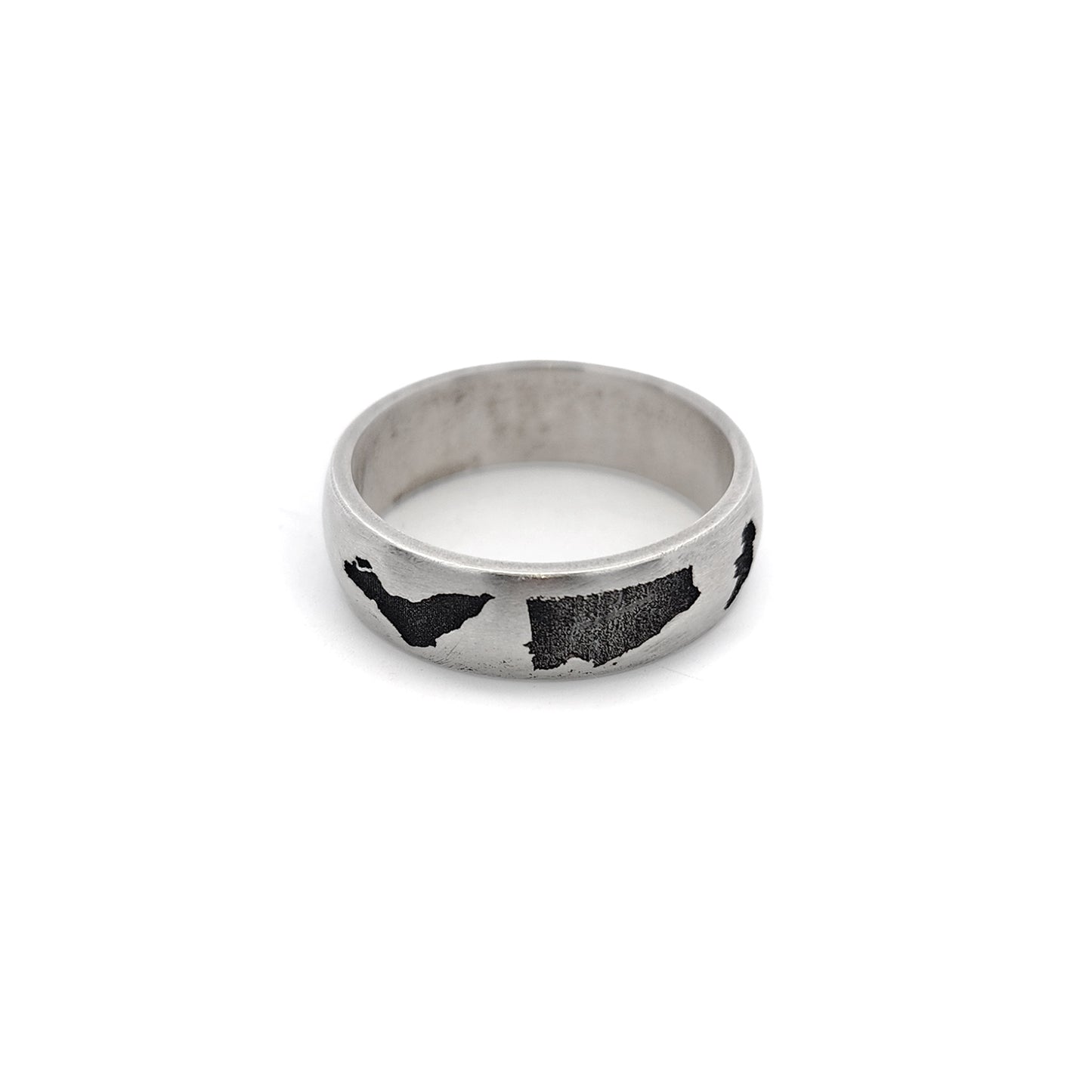 Sterling Silver Recessed Engraved Country Ring
