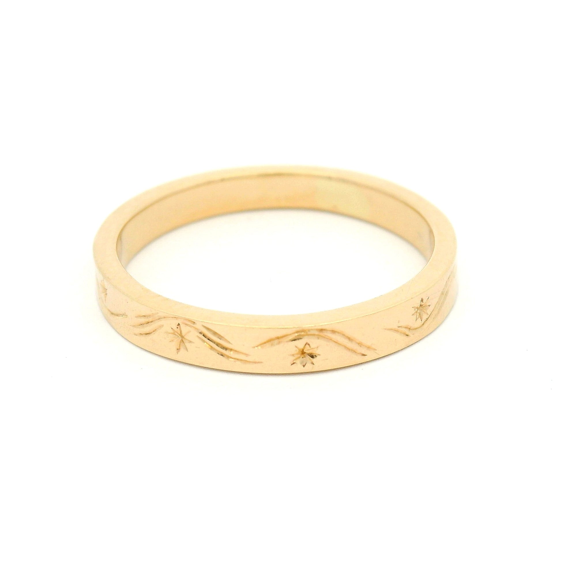 14k Yellow 3mm Wide Hand-Engraved Wind & Stars Flat Band