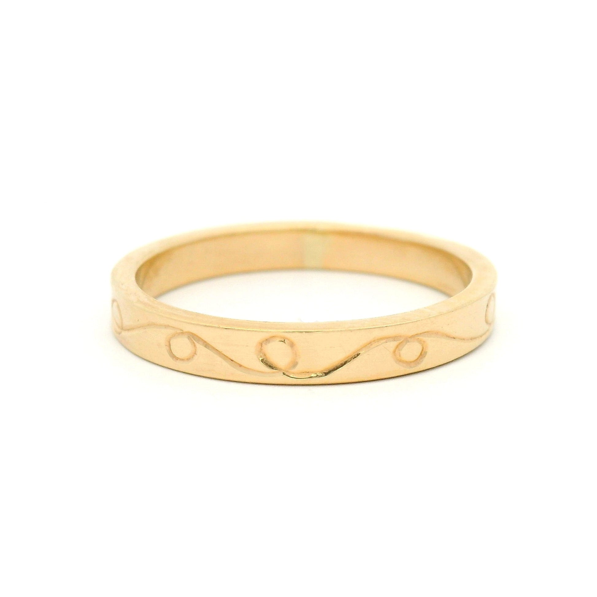 14k Yellow 3mm Wide Hand-Engraved Ribbon Band