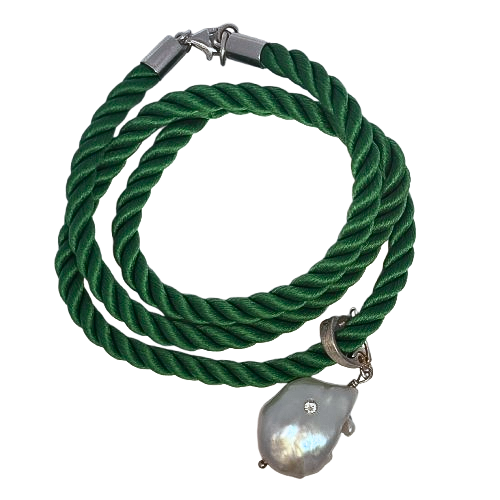 Gem Set Pearl Necklace - Green