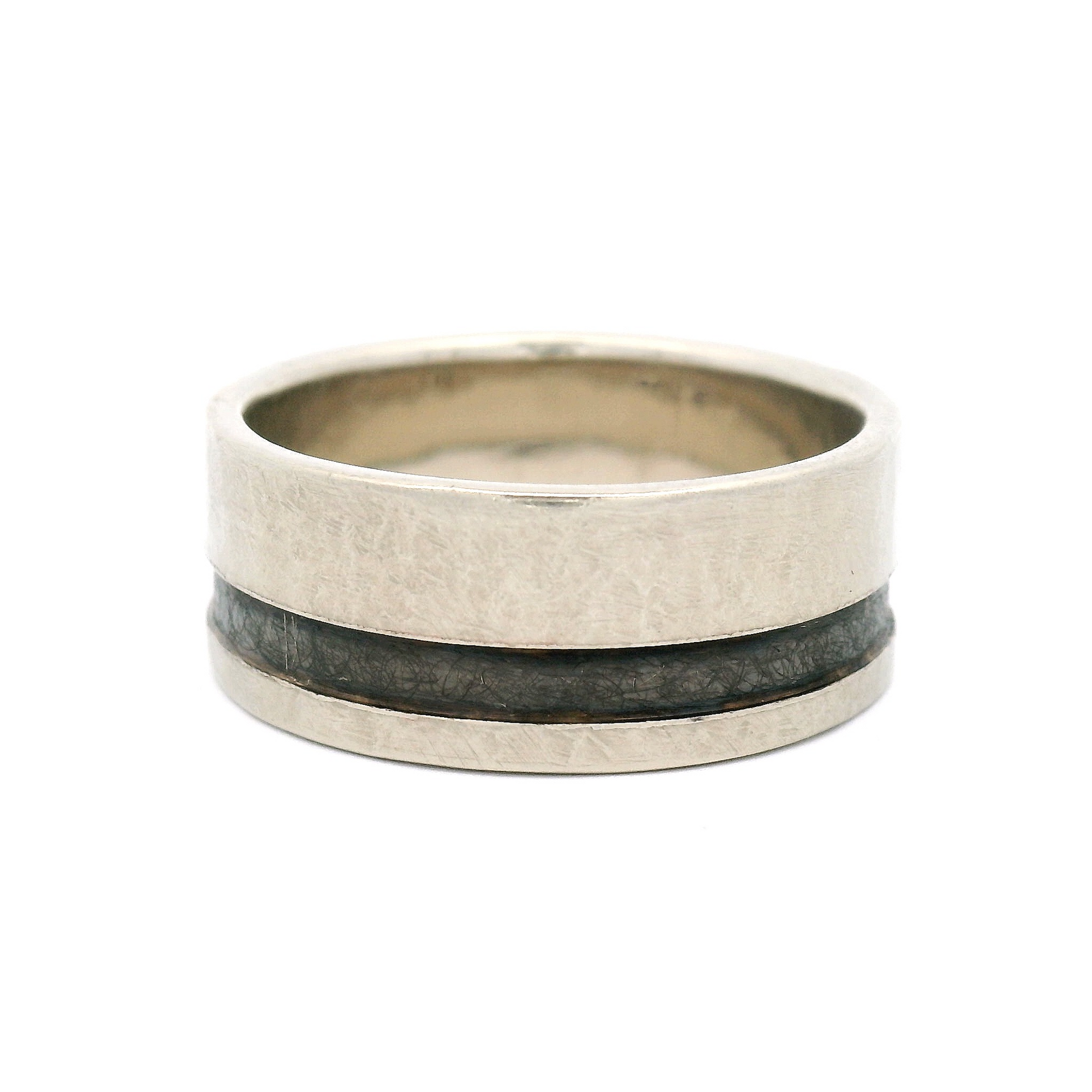 14k White 8mm Wide Hammered Band with Black Rhodium Stripe