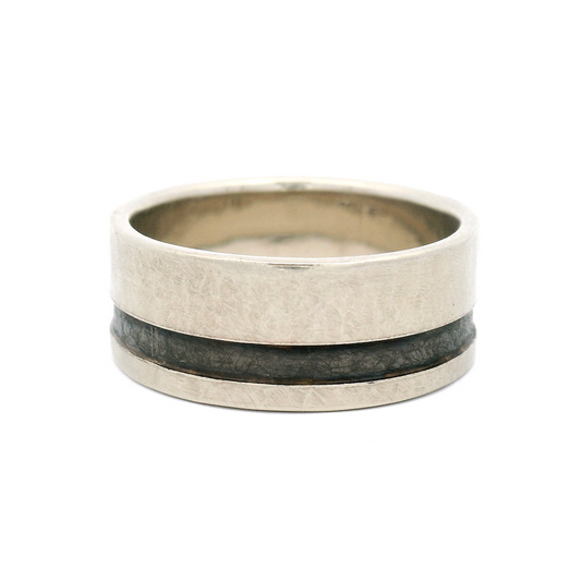 14k White 8mm Wide Hammered Band with Black Rhodium Stripe
