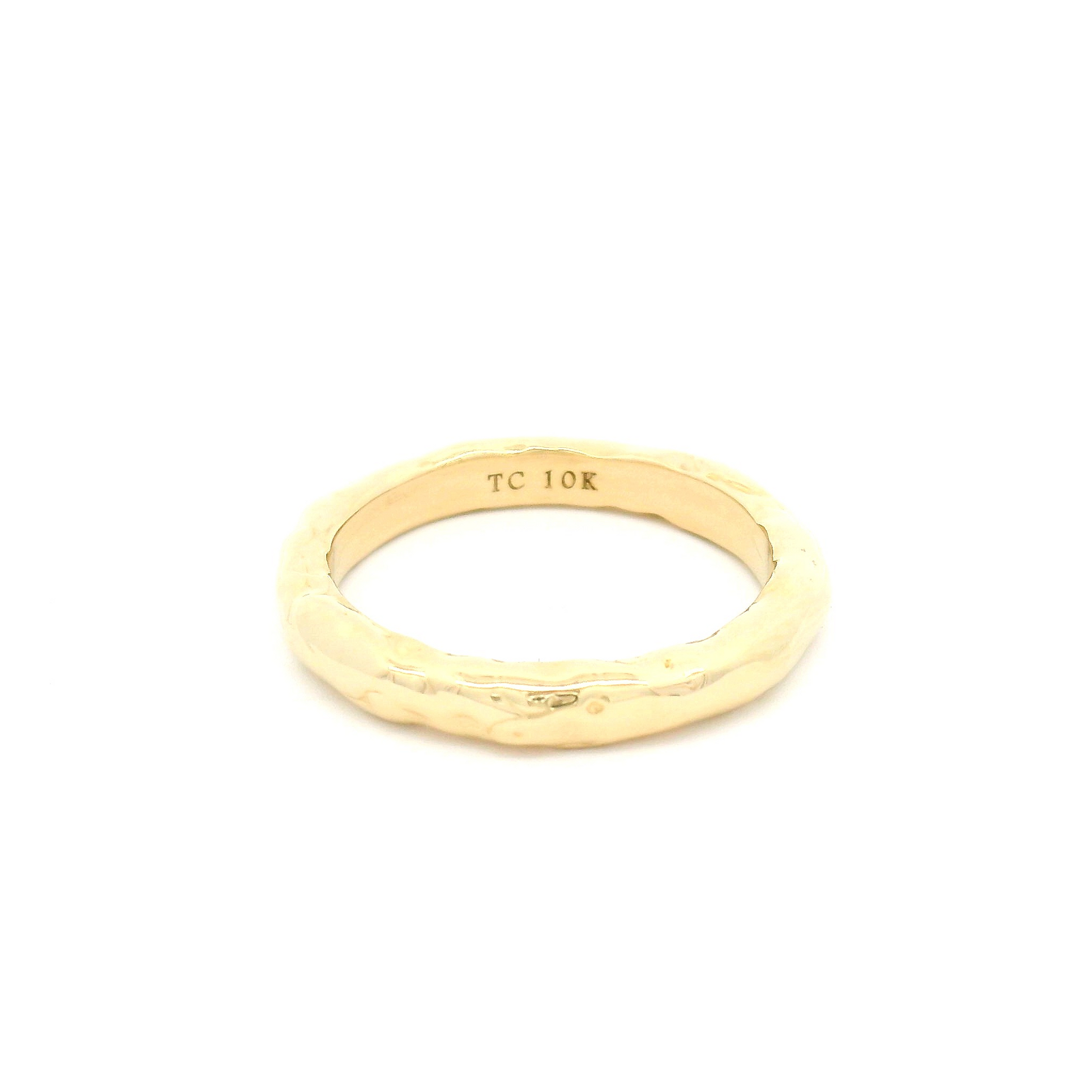 10k Yellow Sculpted 3mmm Wide Wedding Band