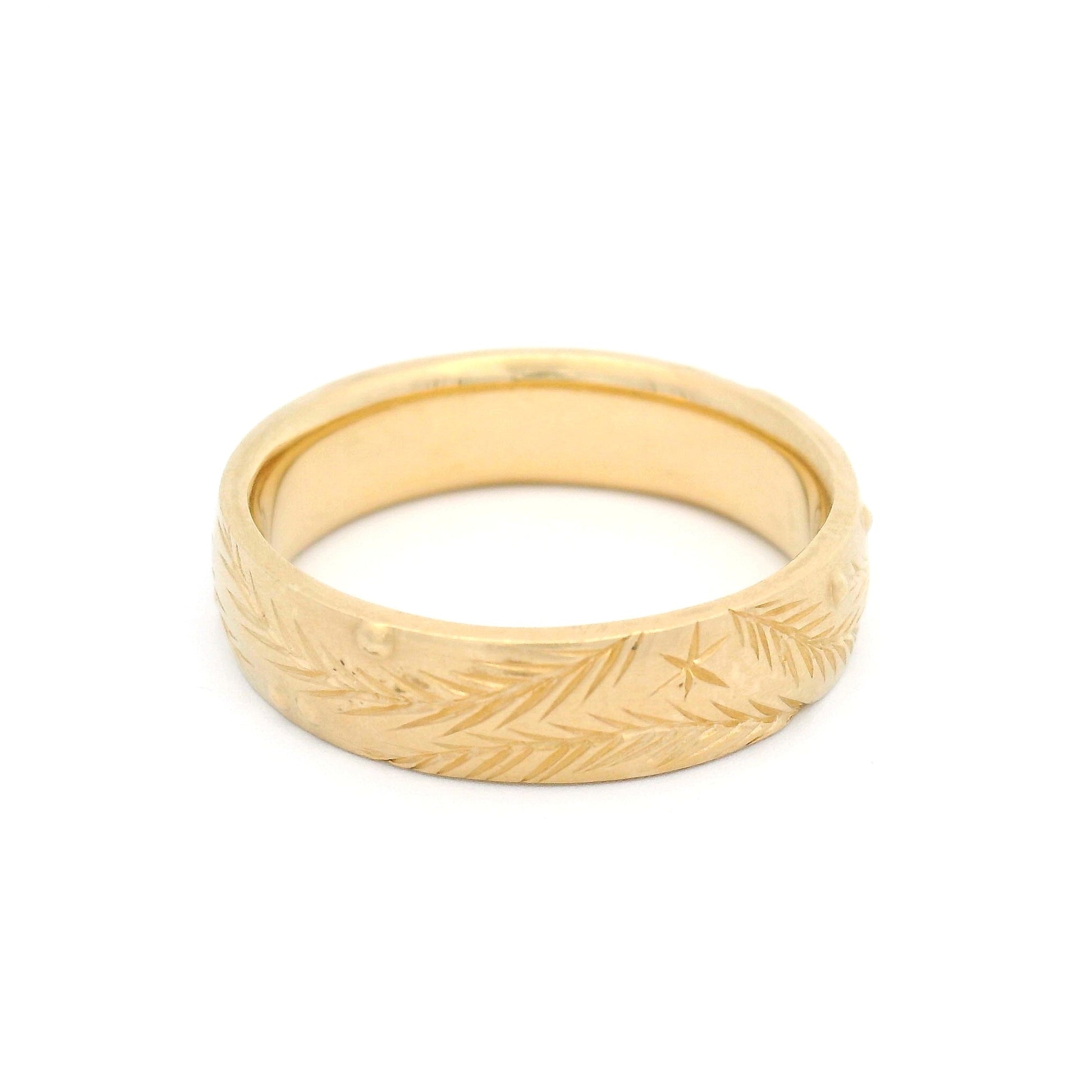 14k Yellow Gold Vine Engraved Wedding Band