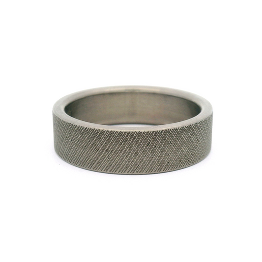 7.5mm Wide Titanium Engraved Crosshatch Band