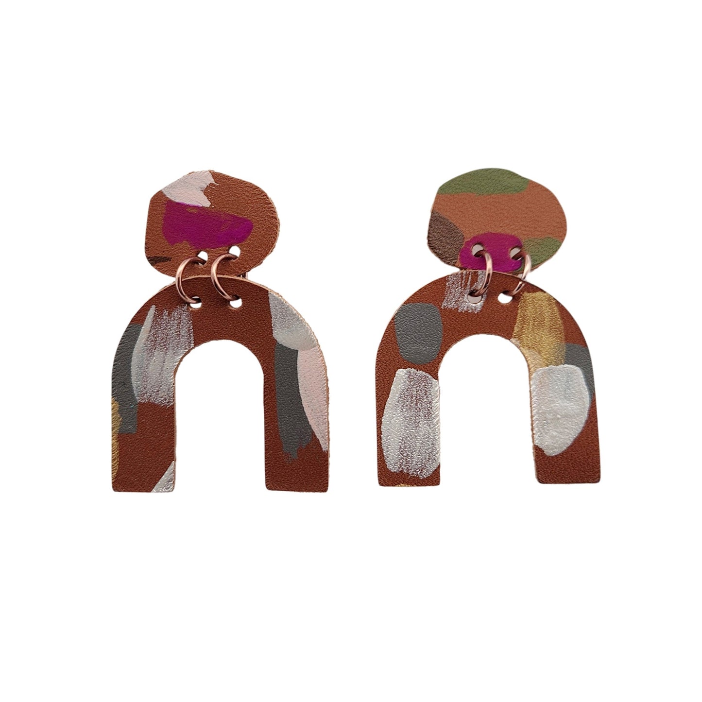 Brown Horseshoe Leather Earrings