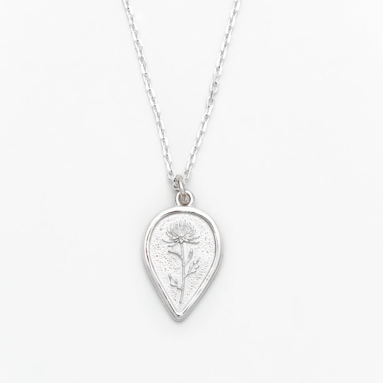 Chrysanthemum Birth Flower Necklace