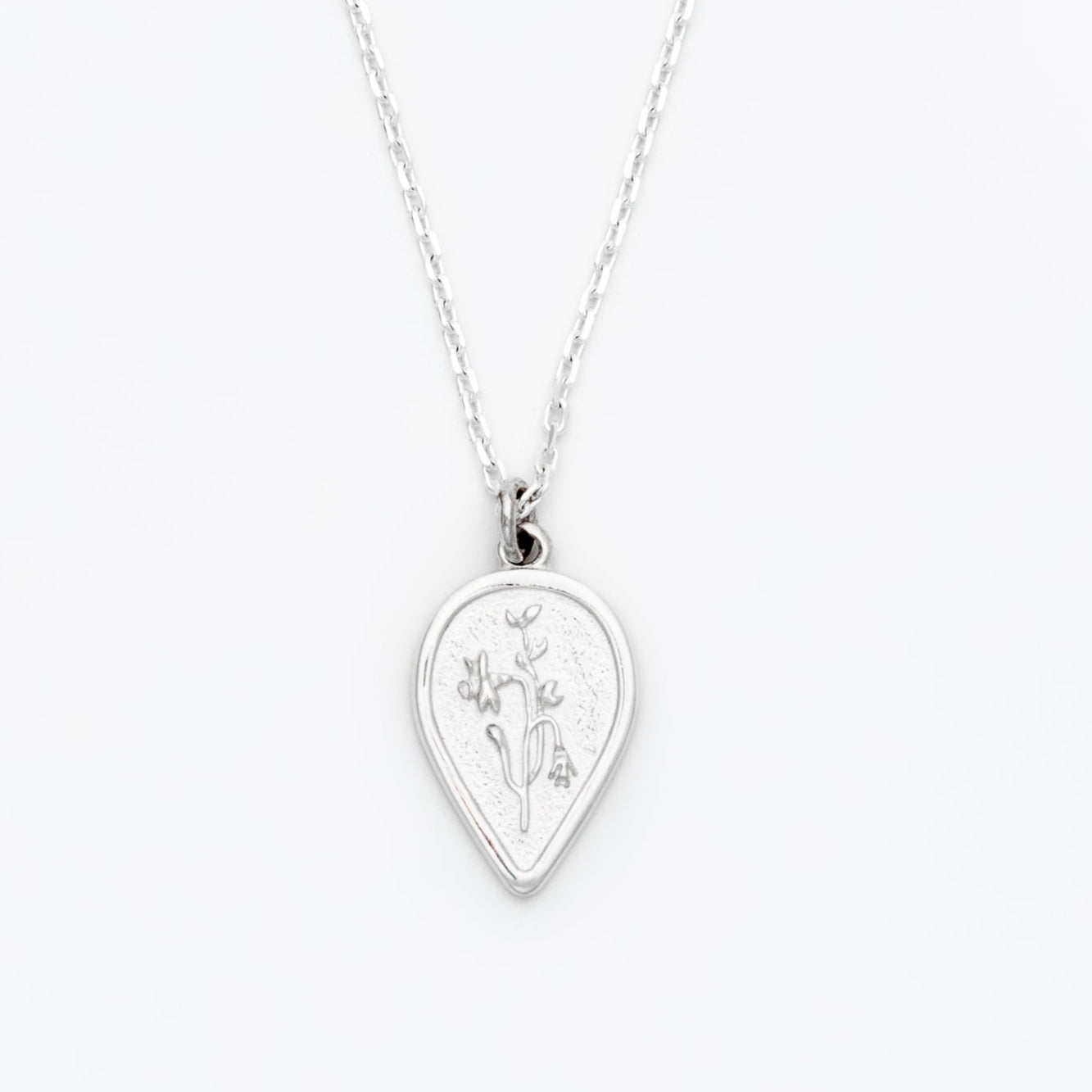 Narcissus Birth Flower Necklace