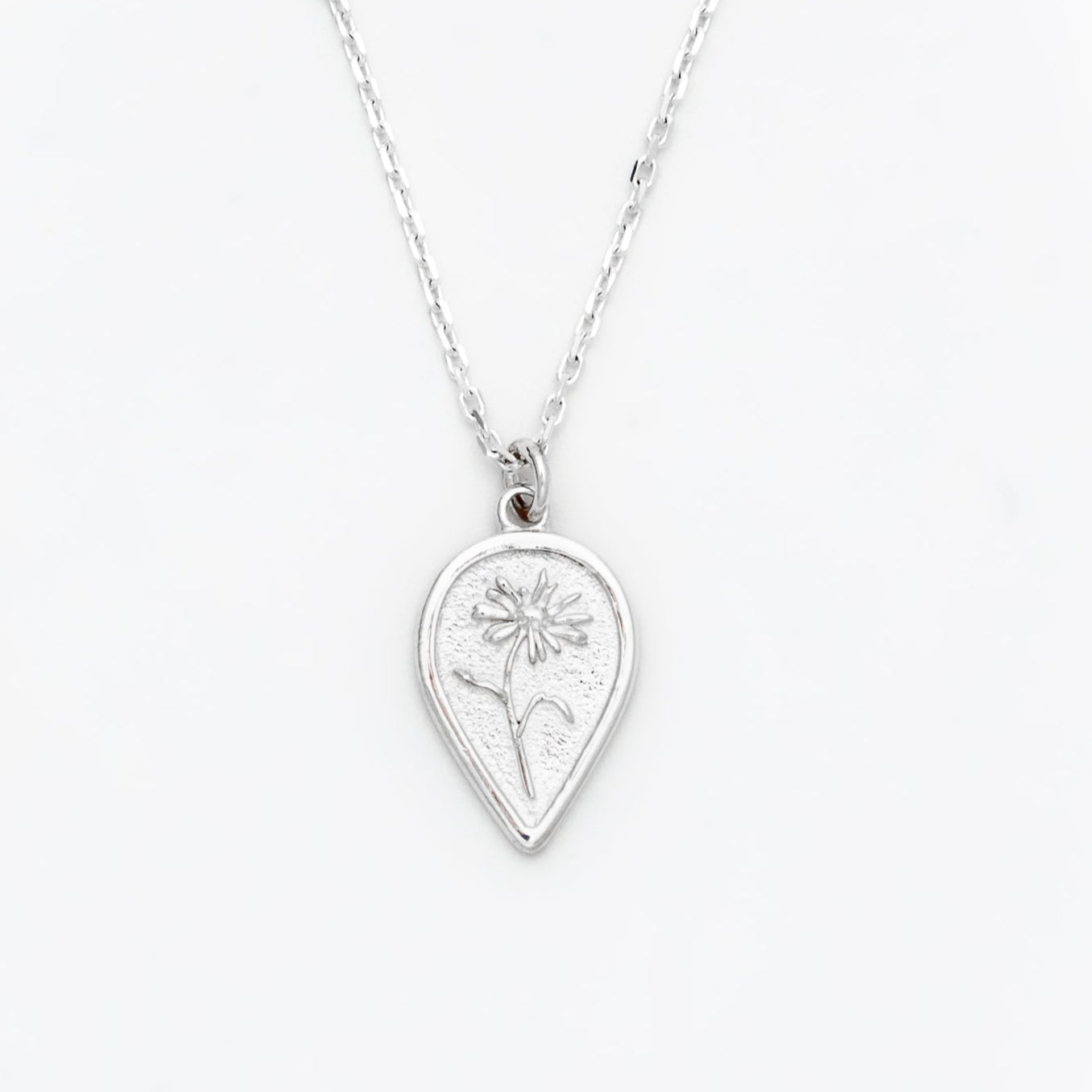 Daisy Birth Flower Necklace