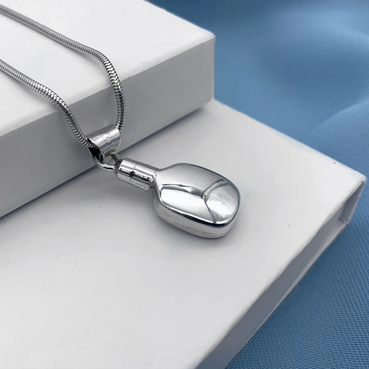 Sterling Silver Rounded Rectangle Urn Necklace