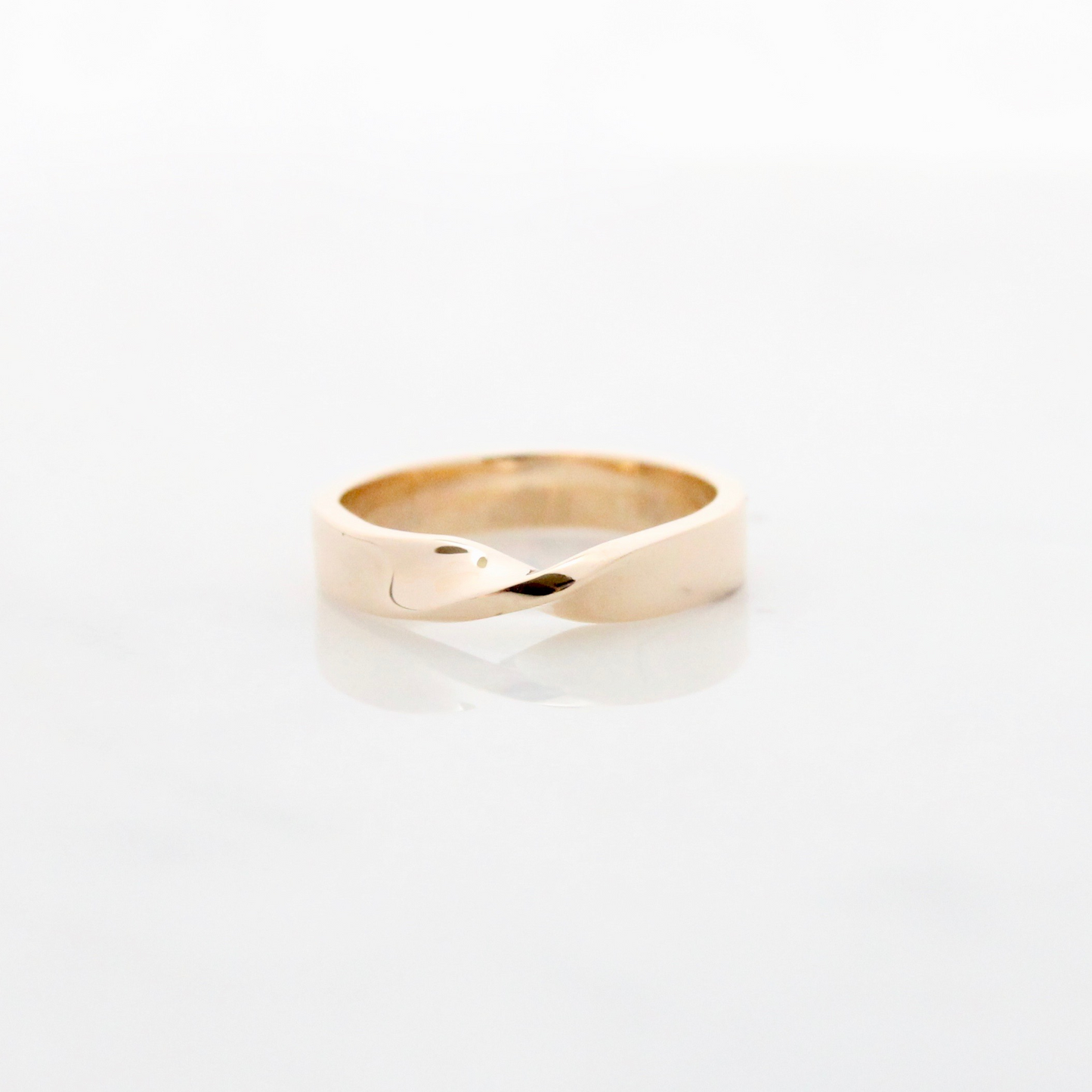 14k Yellow Gold Eternity Twist Band