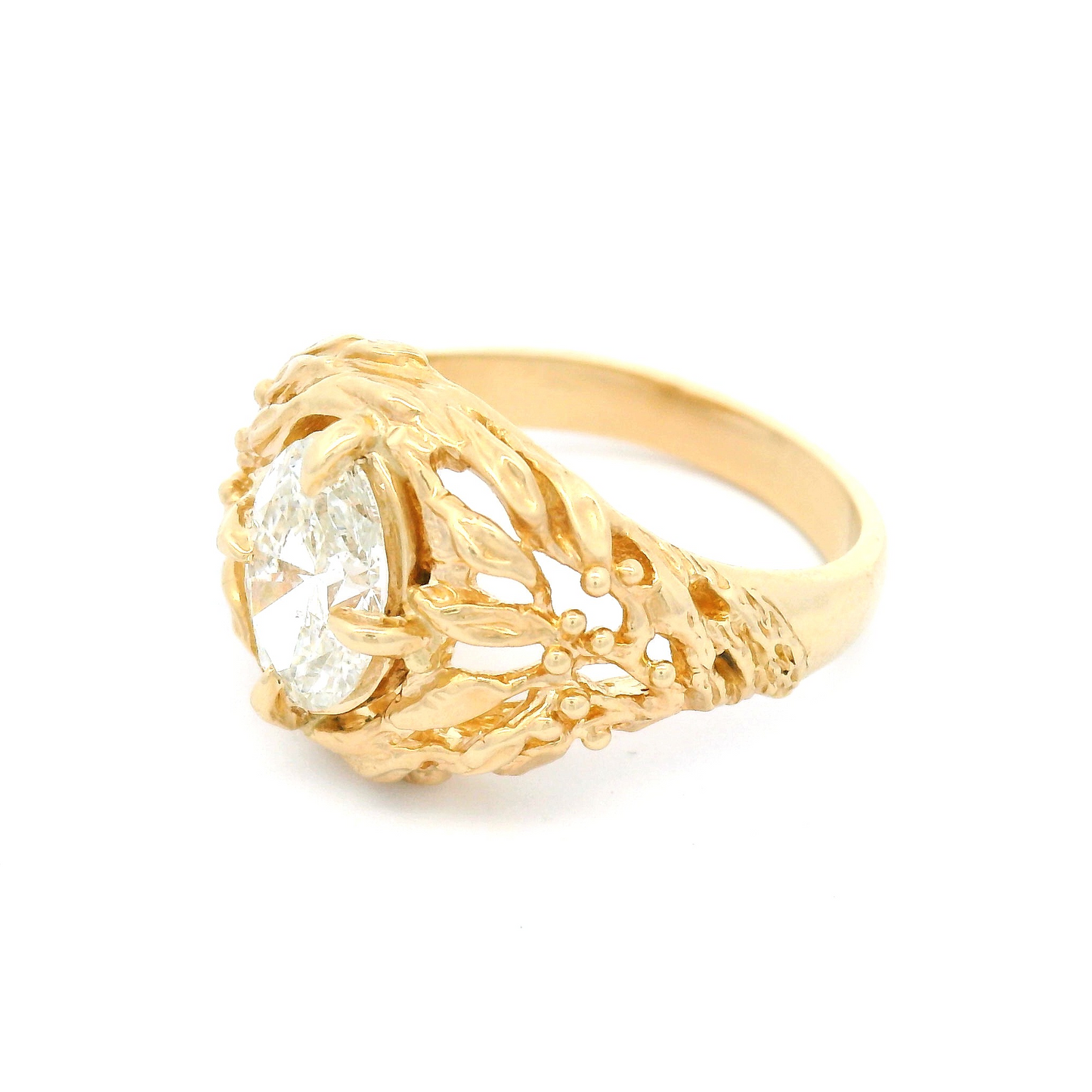 14k Yellow Leafy Solitaire with 1.29ct Oval Lab-Grown Diamond