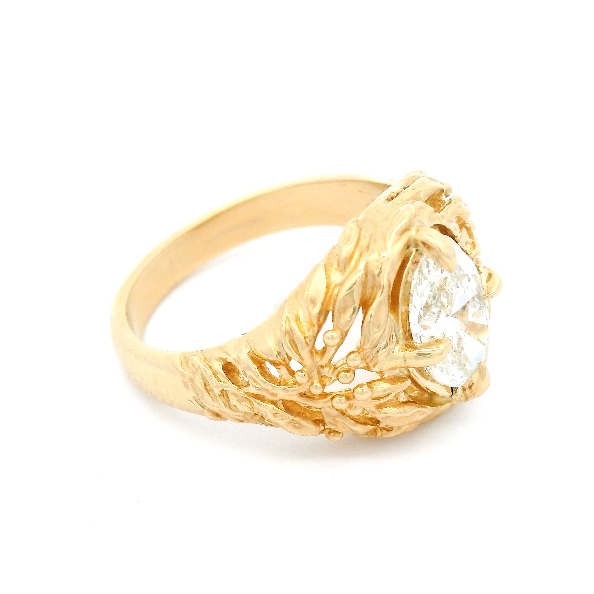 14k Yellow Leafy Solitaire with 1.29ct Oval Lab-Grown Diamond