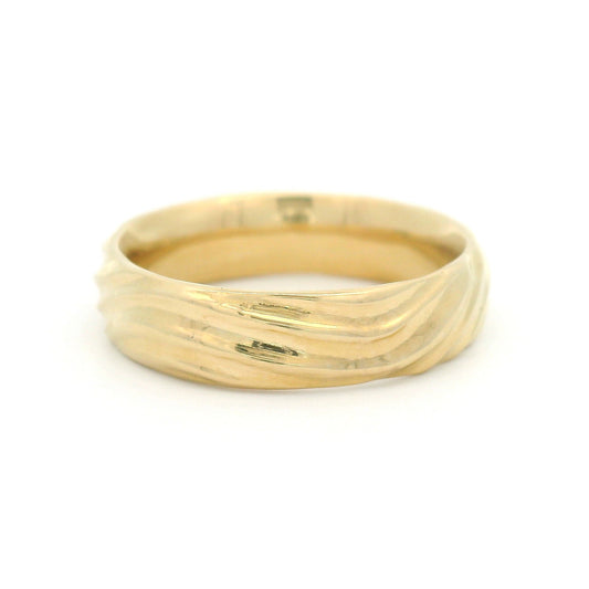 10k Yellow 5mm Wide Sculpted Wave Band