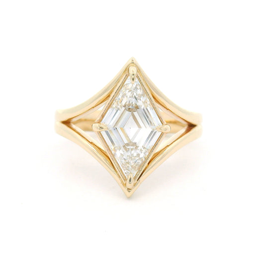 14K yellow gold solitaire engagement ring with a claw-set 1.80ct lozenge-shaped step-cut lab-grown diamond and sculptural split band.