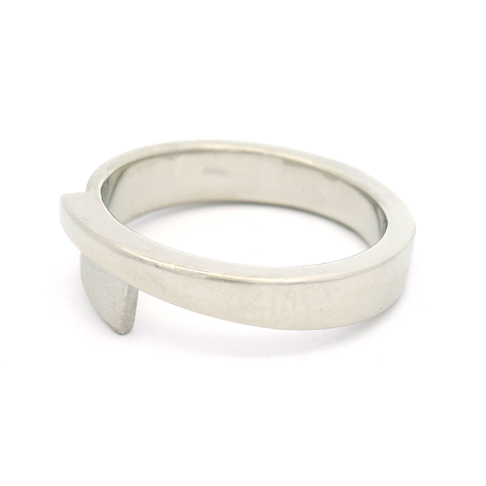 10k White Textured Ouroboros Band