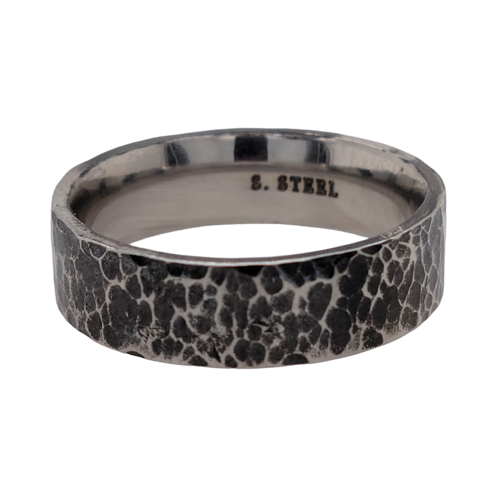 we took our beloved hand hammered band and made it... Stainless Steel Hammered Band – Made You Look Jewellery
