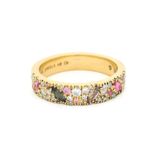 18k Yellow 4mm Wide Band with Pavé-Set with Natural Sapphires and Lab-Grown Diamonds