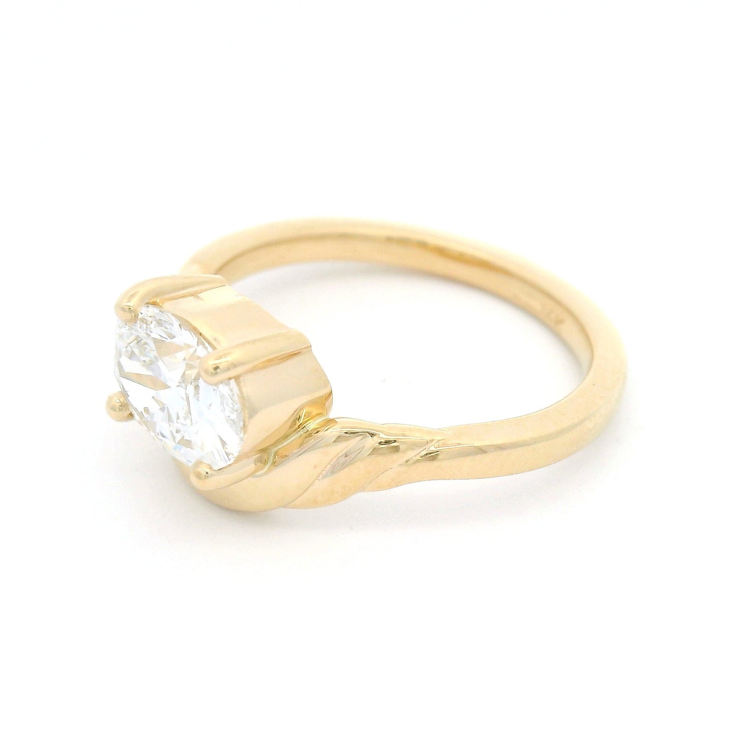 14k Yellow Engagement Solitaire with 1.14ct Lab-Grown Oval Diamond