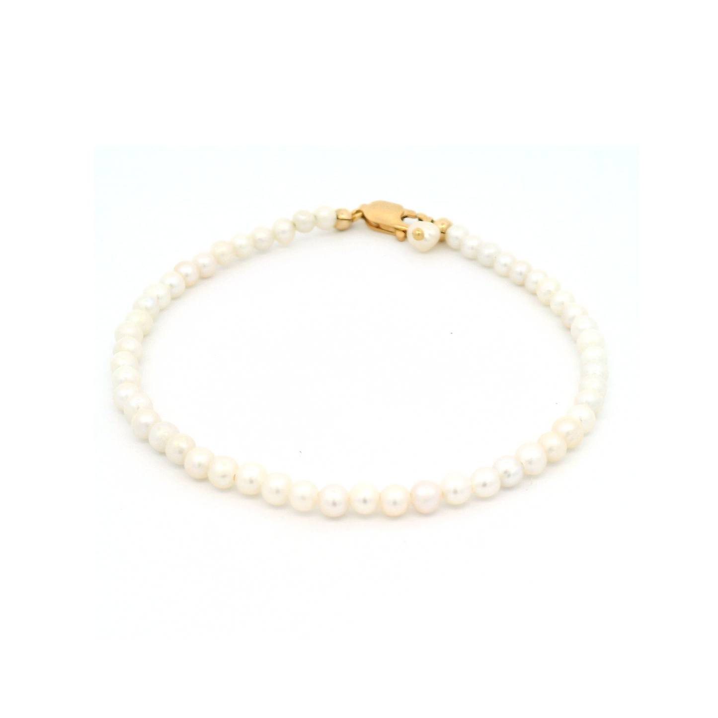Gold Delicate Pearl Bracelet